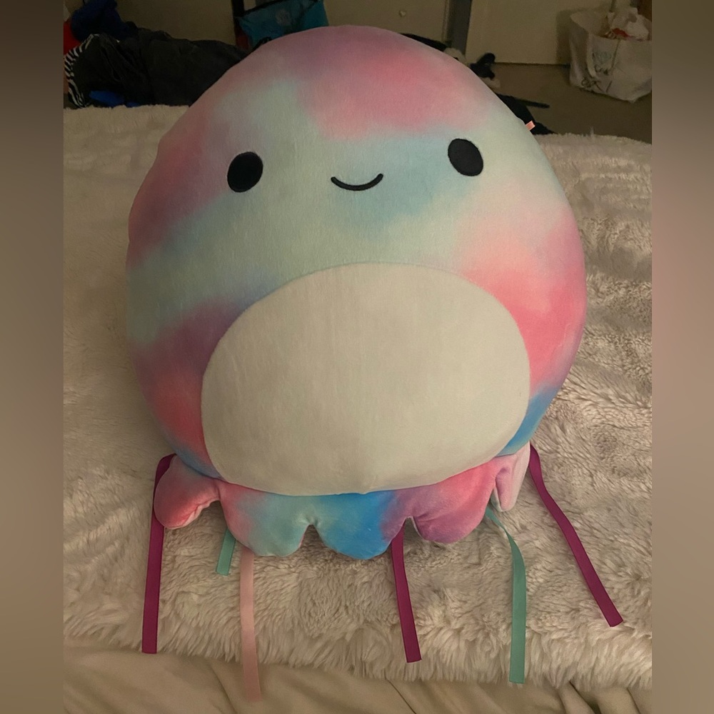 Squishmallows 7.5" Sealife Squad (Krisa The Jellyfish)